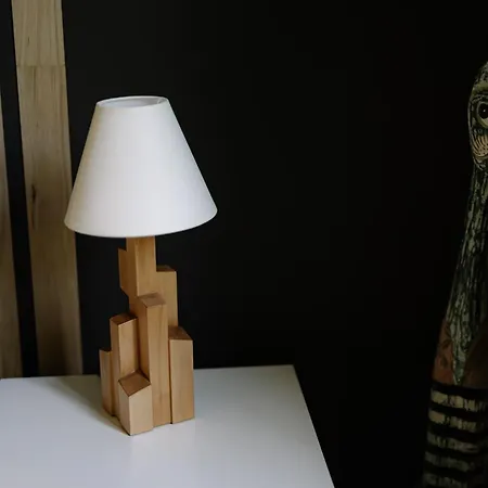 2 Designer Seconds Away From тhe Main Street, Free Parking صوفيا