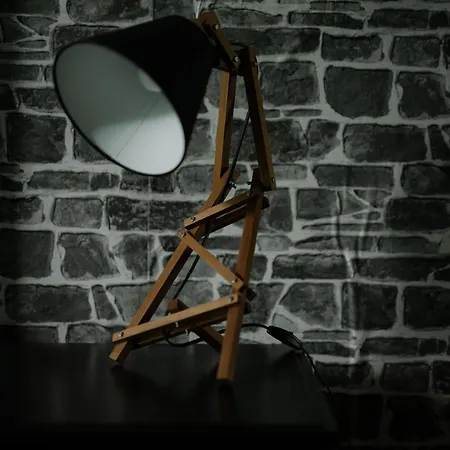 2 Designer Seconds Away From тhe Main Street, Free Parking شقة صوفيا