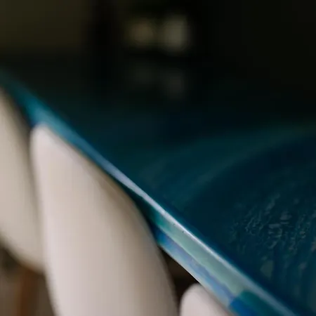 2 Designer Seconds Away From тhe Main Street, Free Parking شقة *