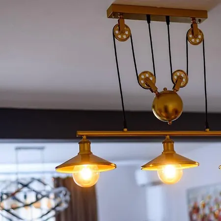 Appartement 2 Designer Seconds Away From тhe Main Street, Free Parking Sofia
